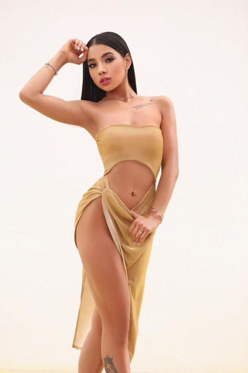 Escort - LOLITA - Ibiza Tops